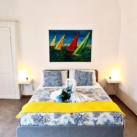 Luna Caprese * Anacapri (Isola di Capri)